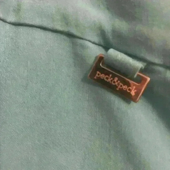 Peck & Peck Petite Bermuda Shorts. Size 12P - Picture 4 of 7